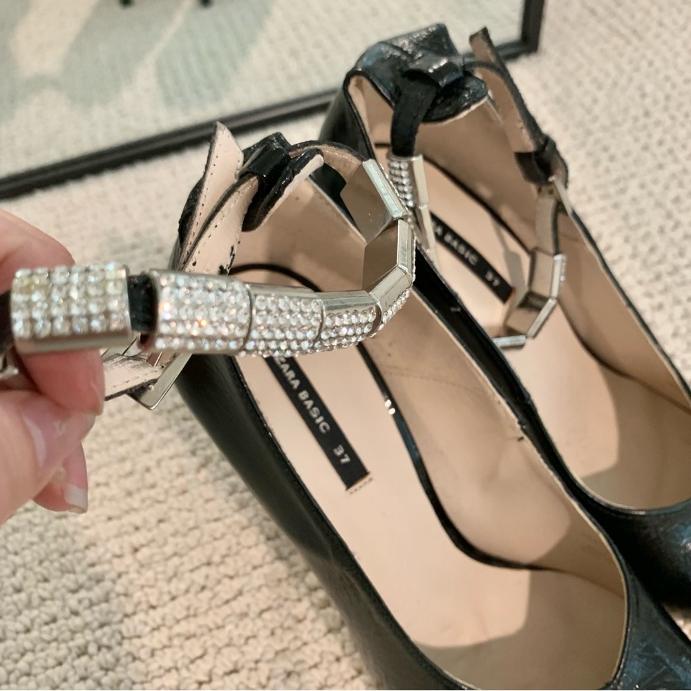 💎 ZARA Black Leather Court Shoes Beaded Ankle Strap Heels - Picture 4 of 13